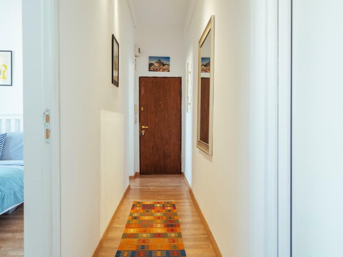 Parkview Apartment - Spectacular View & 2 Bedrooms Bukarest Eksteriør billede